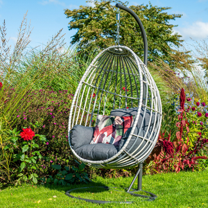 de perfecte engelse zitplek in je tuin